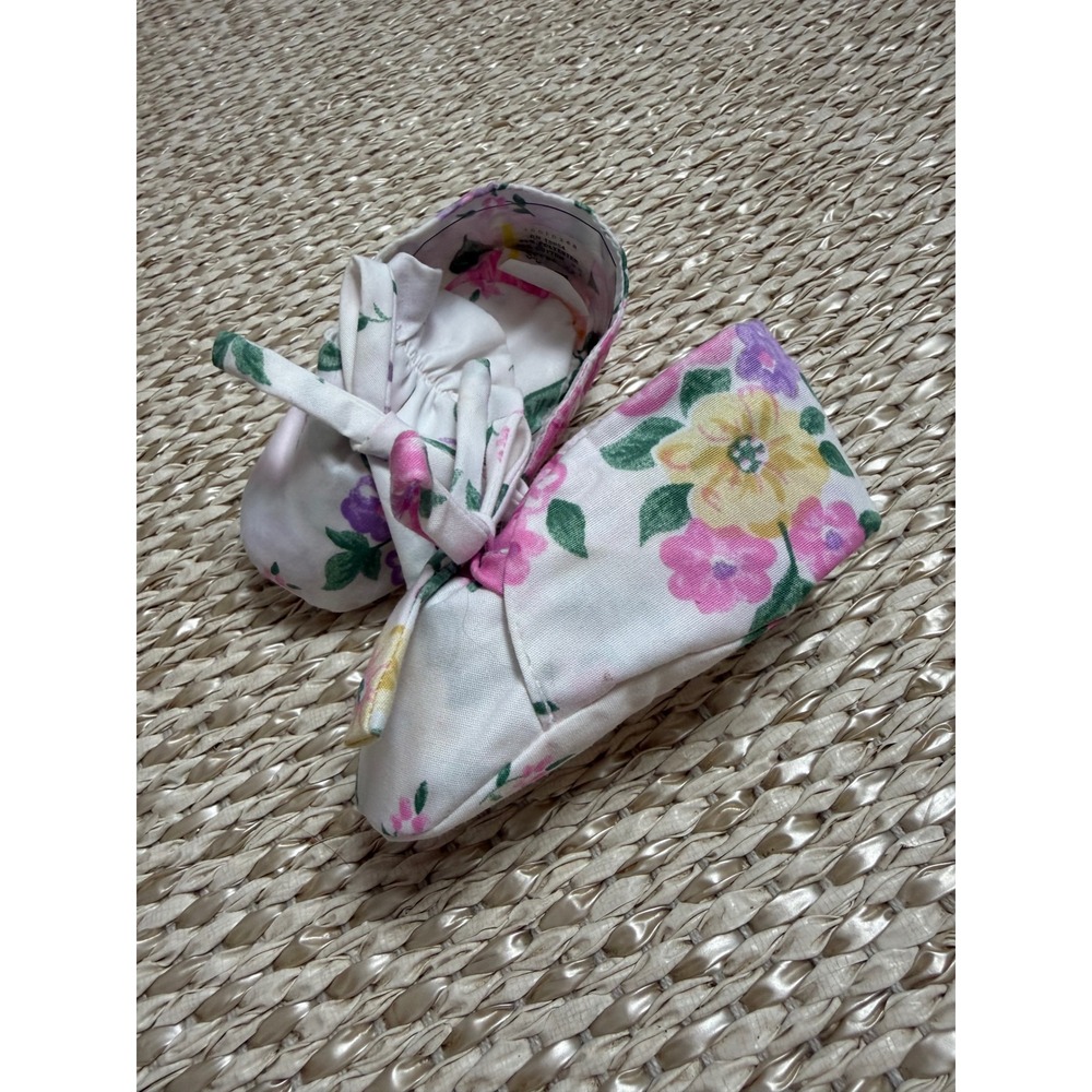 Vintage Floral Baby Booties Pink Cottagecore Bow Crib Shoes 3-6 Months infant - Picture 3 of 4